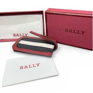 NWT Bally “Tabby” Red Grained Leather Luggage Tag w/ Box